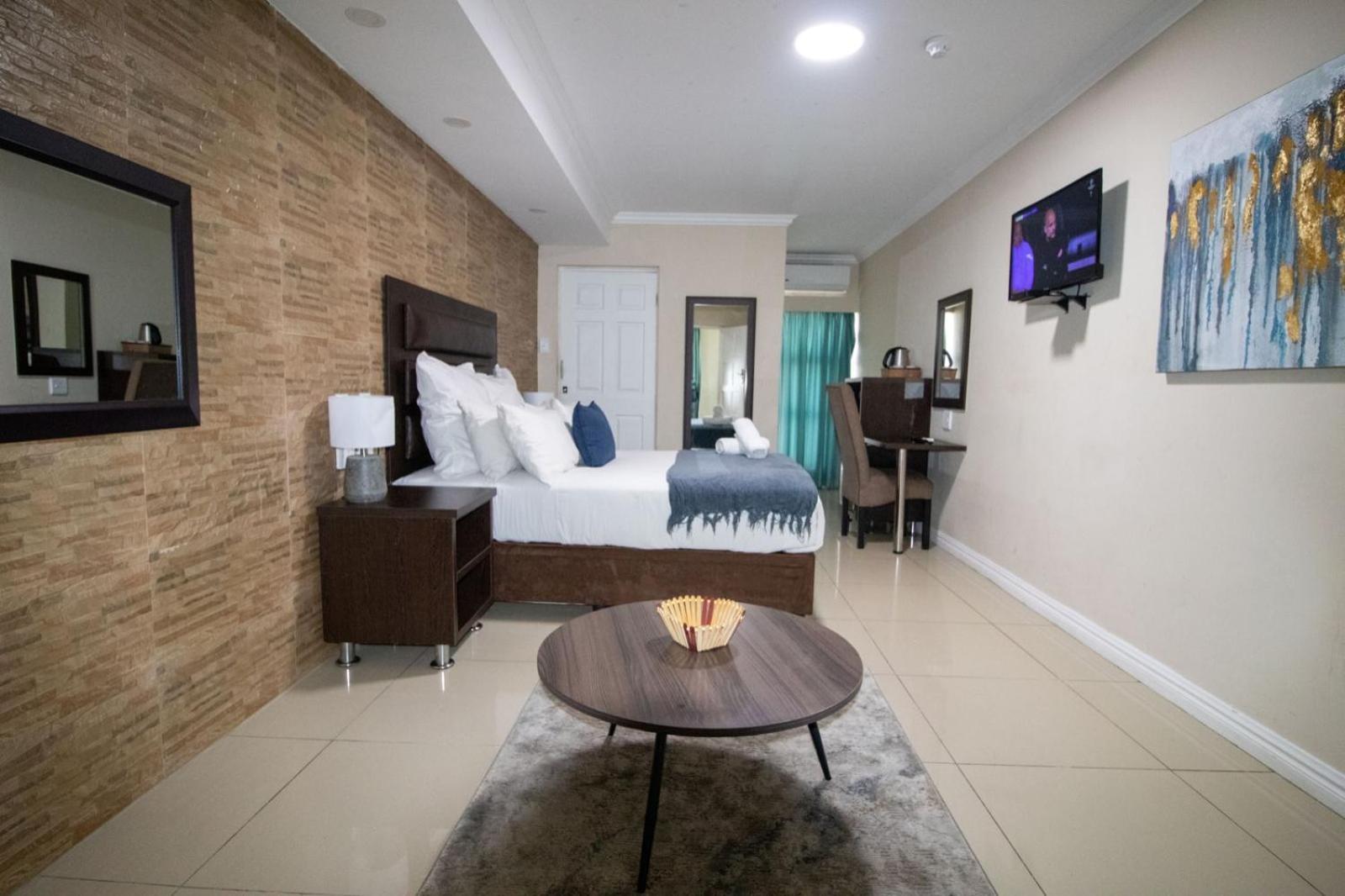 Bayside Hotel Pinetown New Germany Екстериор снимка