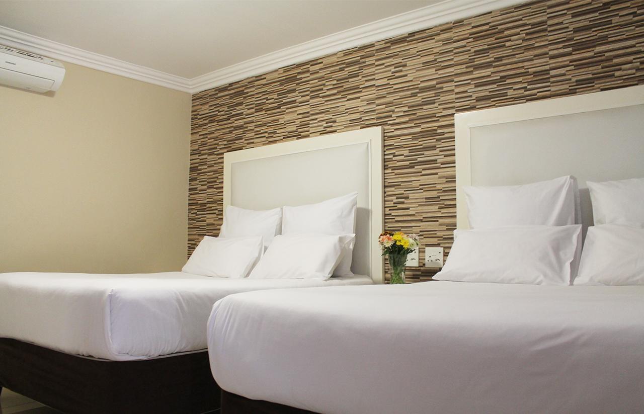 Bayside Hotel Pinetown New Germany Стая снимка